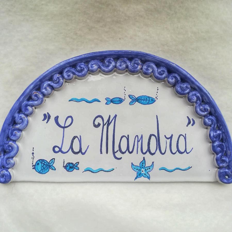 La Mandra, Cottage Tra Gli Ulivi Vico Equense Eksteriør billede